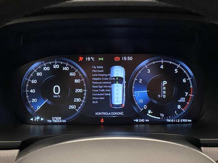 Volvo V90 CC T6 AWD PRO AUT CZ 2.0 CC CC