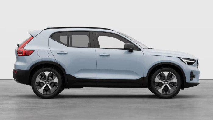 Volvo XC40 B3 AUT DARK PLUS
