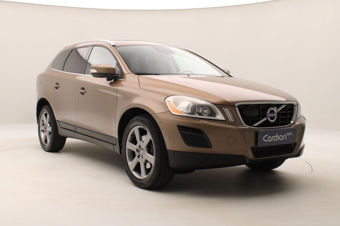 Volvo XC60 D5 AWD SUMMUM AUT CZ POLESTAR 2.4 d Summum