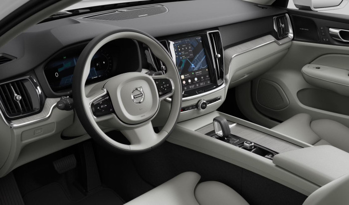 Volvo V60 B4 BRIGHT PLUS AUT