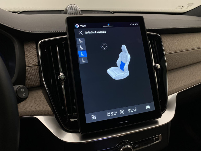 Volvo XC90 T8 AWD PLUG-IN BRIGHT ULTRA 7m