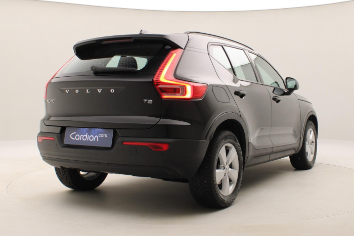 Volvo XC40 T2 MOMENTUM CORE CZ 1.5 Momentum