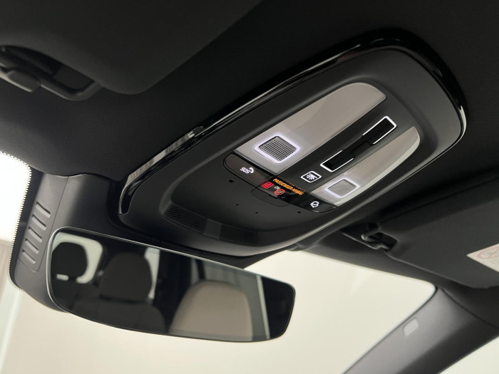 Volvo XC90 T8 AWD RECHARGE PLUS DARK AUT
