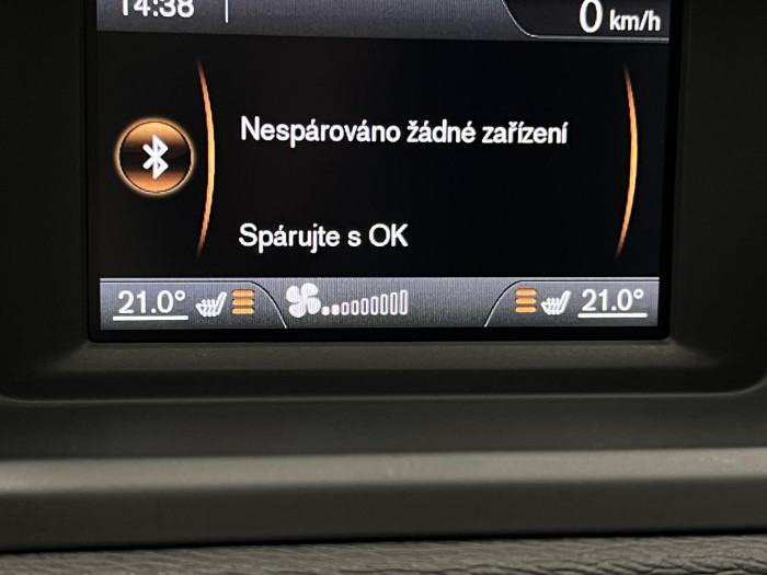 Volvo V40 T2 MOMENTUM AUT CZ 1.5 Momentum