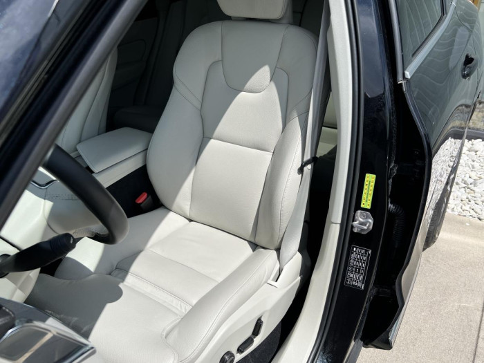 Volvo XC60 B5 AWD INSCRIPTION Aut 1.maj.