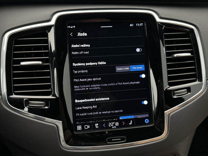Volvo XC90 B5 AWD ULTIMATE BRIGHT 1.maj.