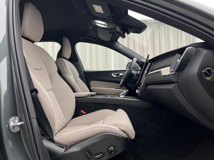 Volvo XC60 B5 AWD AUT BRIGHT PLUS