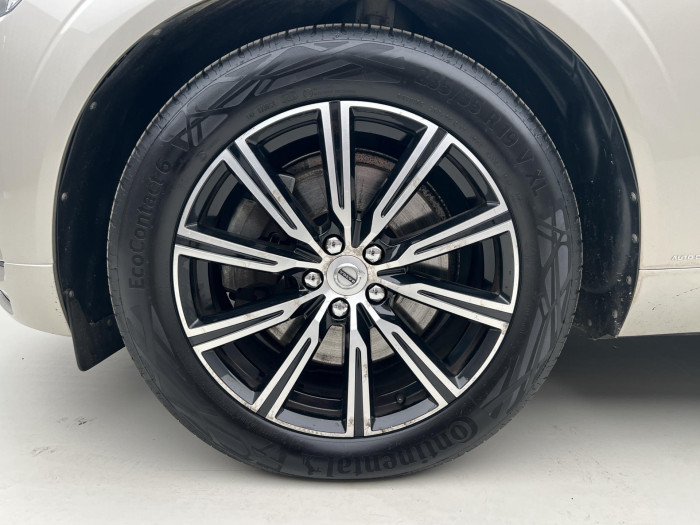 Volvo XC60 T5 AWD INSCRIPTION AUT CZ