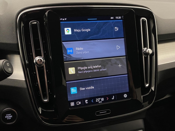 Volvo XC40 B3 DARK PLUS AUT CZ