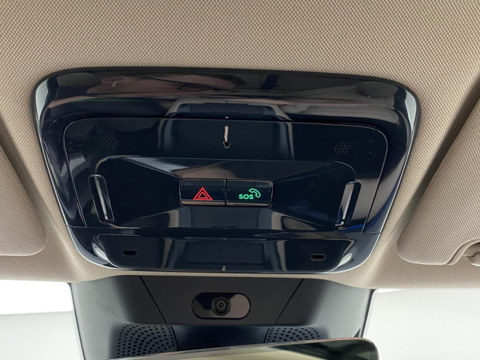 Lynk & Co 08 MORE PHEV