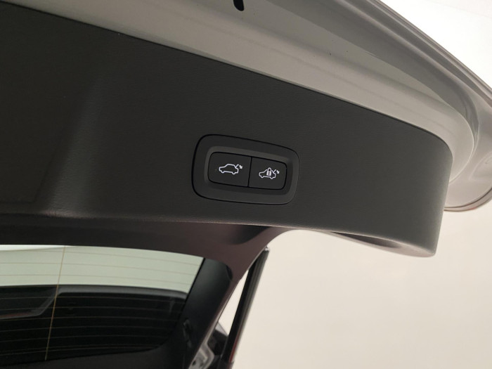 Volvo XC40 B4 CORE AUT 1.maj