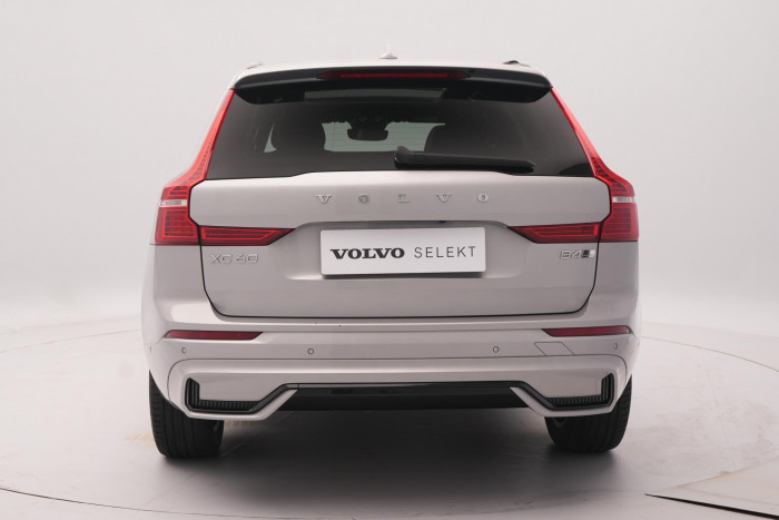 Volvo XC60 B4 AWD R-DESIGN AUT