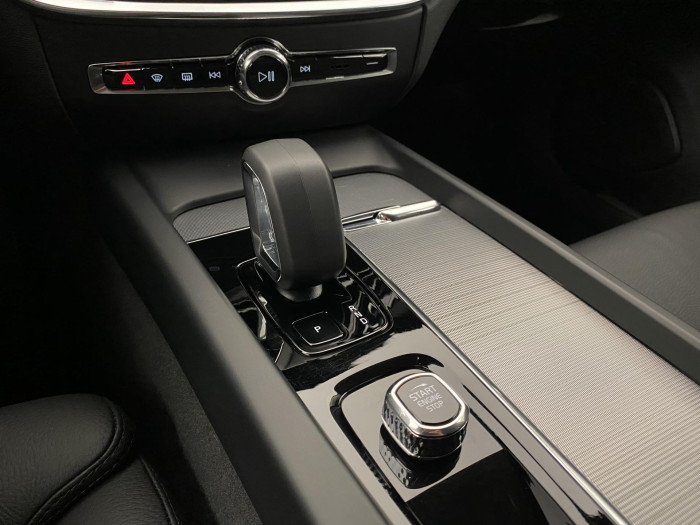 Volvo V60 CC B5 AWD PLUS REZERVACE