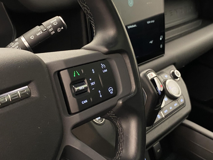 Land Rover Defender 110 D300 X-DYNAMIC HSE AWD AUT 3.0 d Dynamic