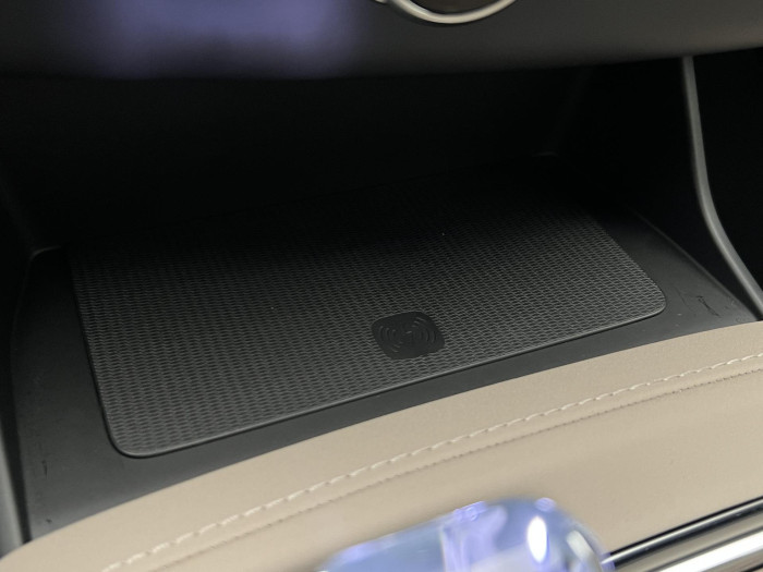 Volvo XC90 B5 AWD ULTRA BRIGHT 7MÍST CZ