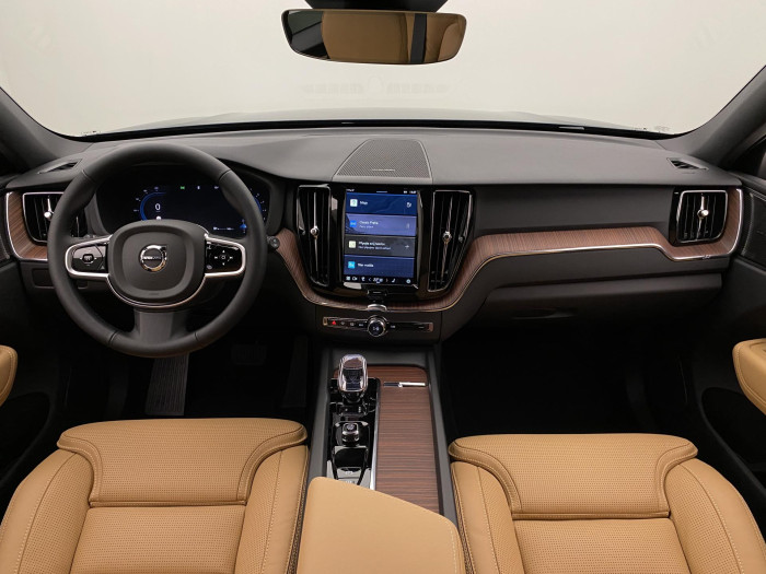 Volvo XC60 B5 AWD AUT DARK PLUS