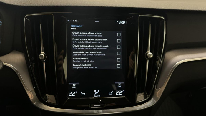 Volvo V60 D4 MOMENTUM ADVANCED REZERVACE 2.0 d Momentum