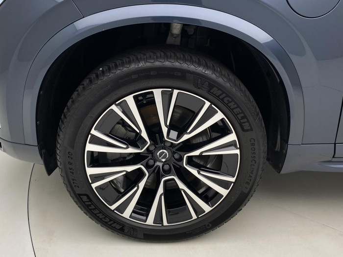 Volvo XC90 T8 AWD RECHARGE CORE 7míst