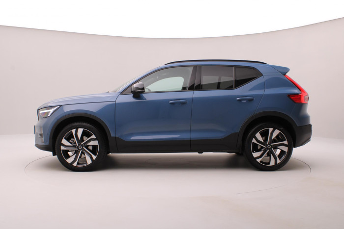 Volvo XC40 B3 DARK ULTRA AUT CZ
