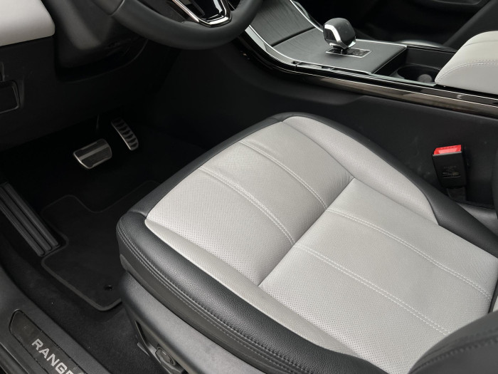 Land Rover Range Rover Evoque P250 DYNAMIC SE AWD AUT CZ 2.0 Dynamic SE