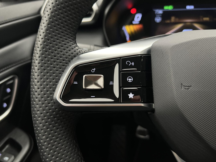 MG ZS 1.5 EXCLUSIVE HYBRID+ AUT CZ 1.5 Exclusive