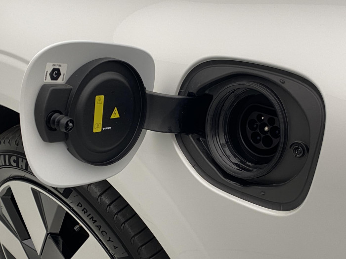 Volvo XC60 T8 AWD DARK PLUS RECHARGE AUT