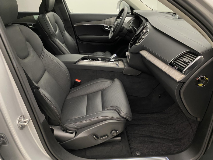 Volvo XC90 B5 AWD ULTIMATE BRIGHT 1.maj