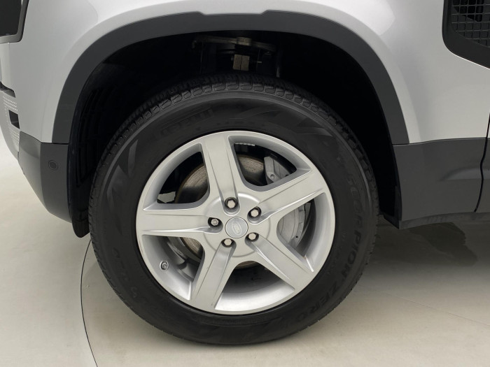 Land Rover Defender 110 P400 SE AWD AUT CZ 3.0 SE