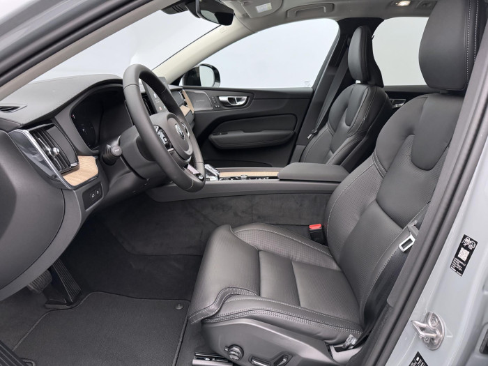 Volvo XC60 T6 AWD AUT DARK ULTRA