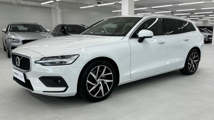 Volvo V60 T5 MOMENTUM POLESTAR REZERVACE 2.0 Momentum