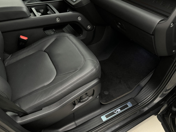 Land Rover Defender 110 P525 V8 CARPATHIAN EDITION 5.0 V8 Edition