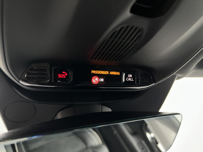 Volvo XC90 T8 AWD RECHARGE R-DESIGN 7MÍST