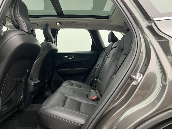 Volvo XC60 B5 AWD INSCRIPTION AUT