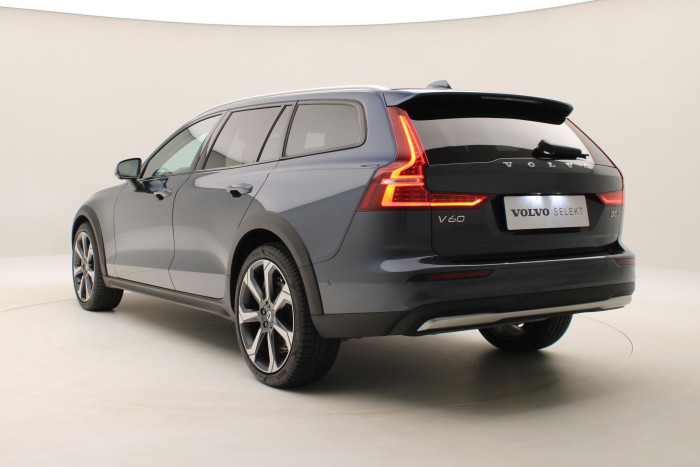 Volvo V60 CC B5 AWD ULTIMATE AUT 1.maj 2.0 CC CC