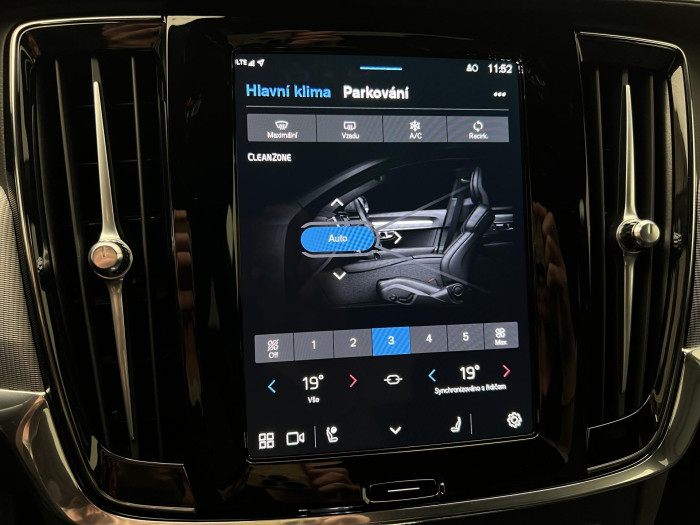 Volvo S90 T8 AWD RECHARGE ULTIMATE DARK