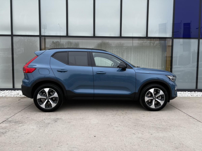 Volvo XC40 B4 DARK ULTIMATE Aut CZ