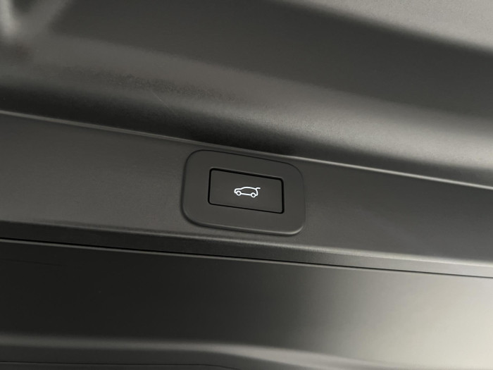 Land Rover Range Rover P550e AUTOBIOGRAPHY Aut SWB