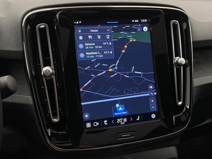 Volvo C40 PURE ELECTRIC TWIN ENGINE PLUS Plus