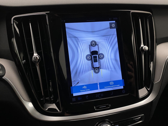 Volvo V60 CC B5 AWD PLUS AUT 1.maj.