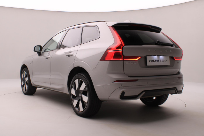 Volvo XC60 T6 AWD PLUG-IN DARK PLUS CZ