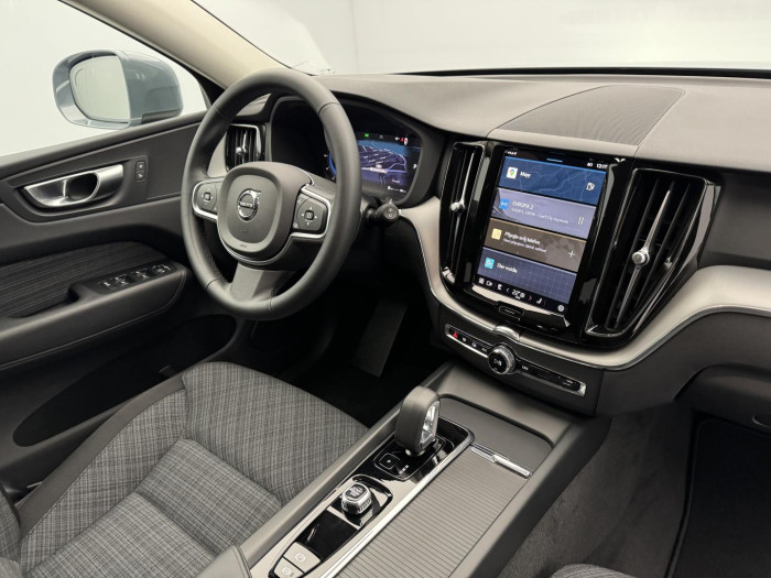 Volvo XC60 B4 CORE AUT