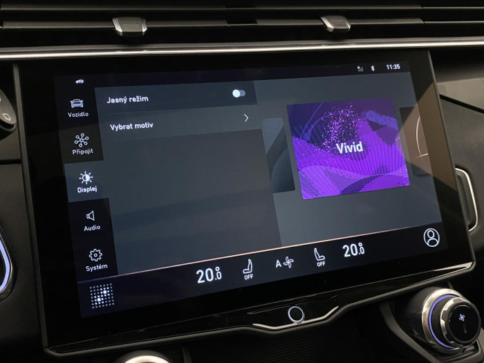 Lynk & Co 01 PHEV DCT AUT 1.maj.