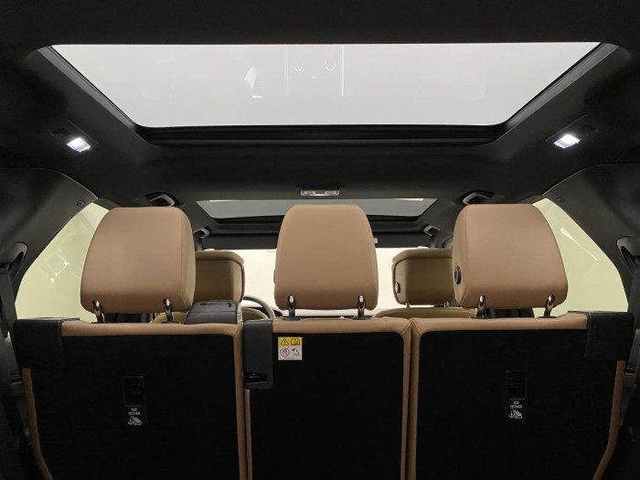 Land Rover Discovery D300 DYNAMIC HSE REZERVACE 3.0 d Dynamic