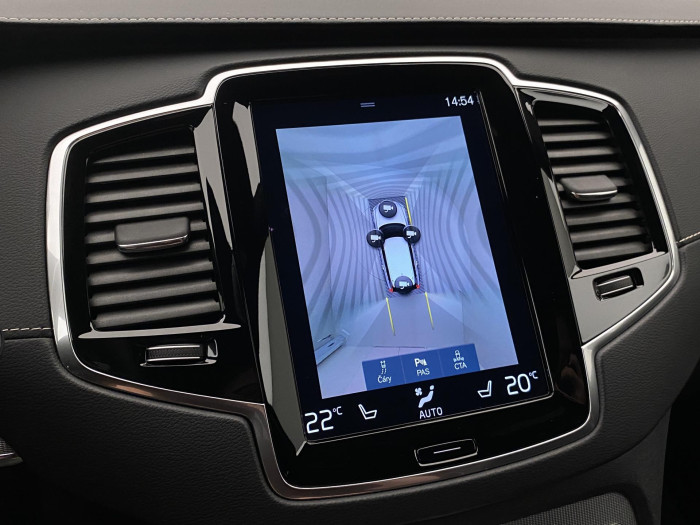 Volvo XC90 B6 AWD R-DESIGN REZERVACE