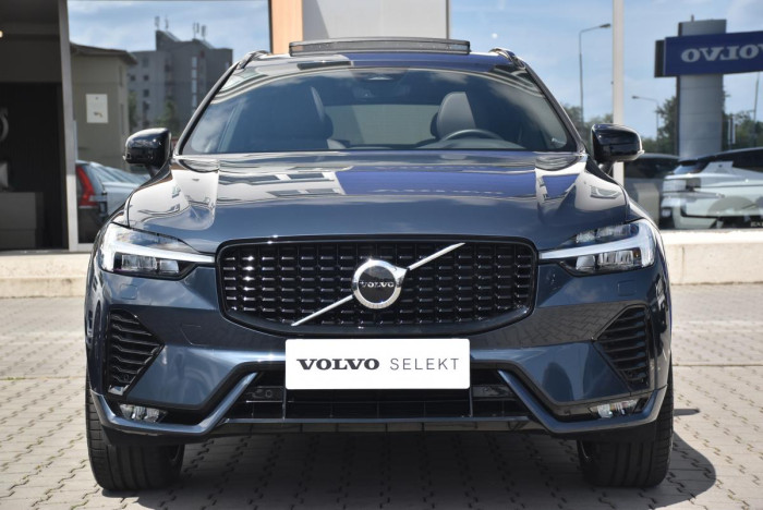 Volvo XC60 B4 AWD DARK PLUS REZERVACE 2.0 Plus