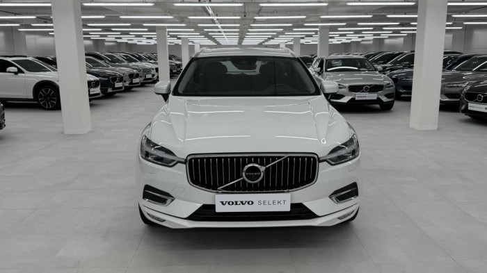 Volvo XC60 T5 AWD INSCRIPTION REZERVACE