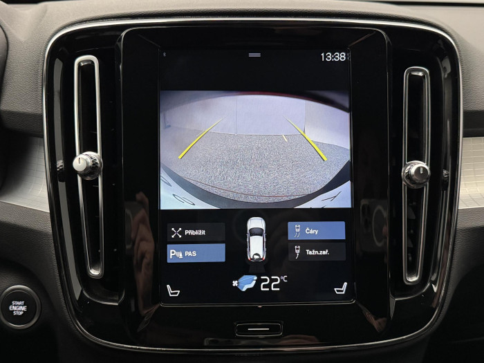 Volvo XC40 T3 MOMENTUM CZ 1.maj. 1.5 Momentum