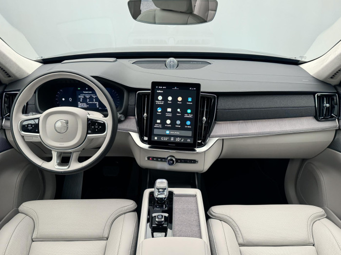 Volvo XC90 B5 AWD AUT BRIGHT ULTRA 7 míst