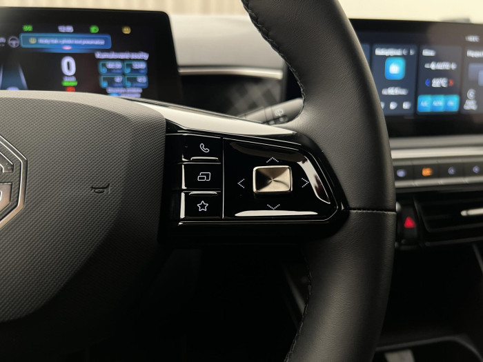 MG MG3 EXCLUSIVE HYBRID+ AUT CZ 1.maj 1.5 Exclusive