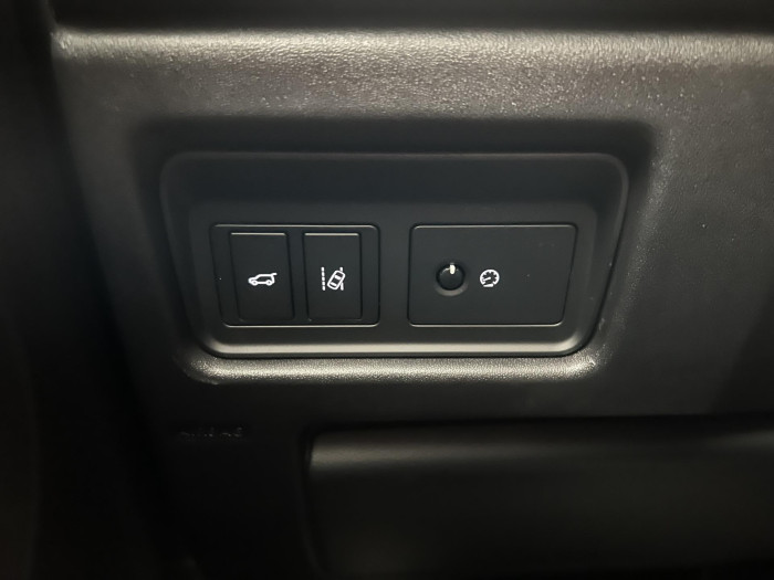 Land Rover Discovery Sport 2.0 TD4 AWD AUT CZ 2.0 TD